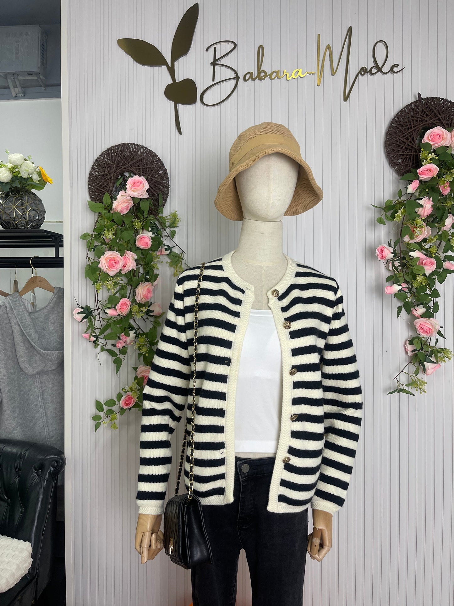 Jimena - Elegant Striped Vest