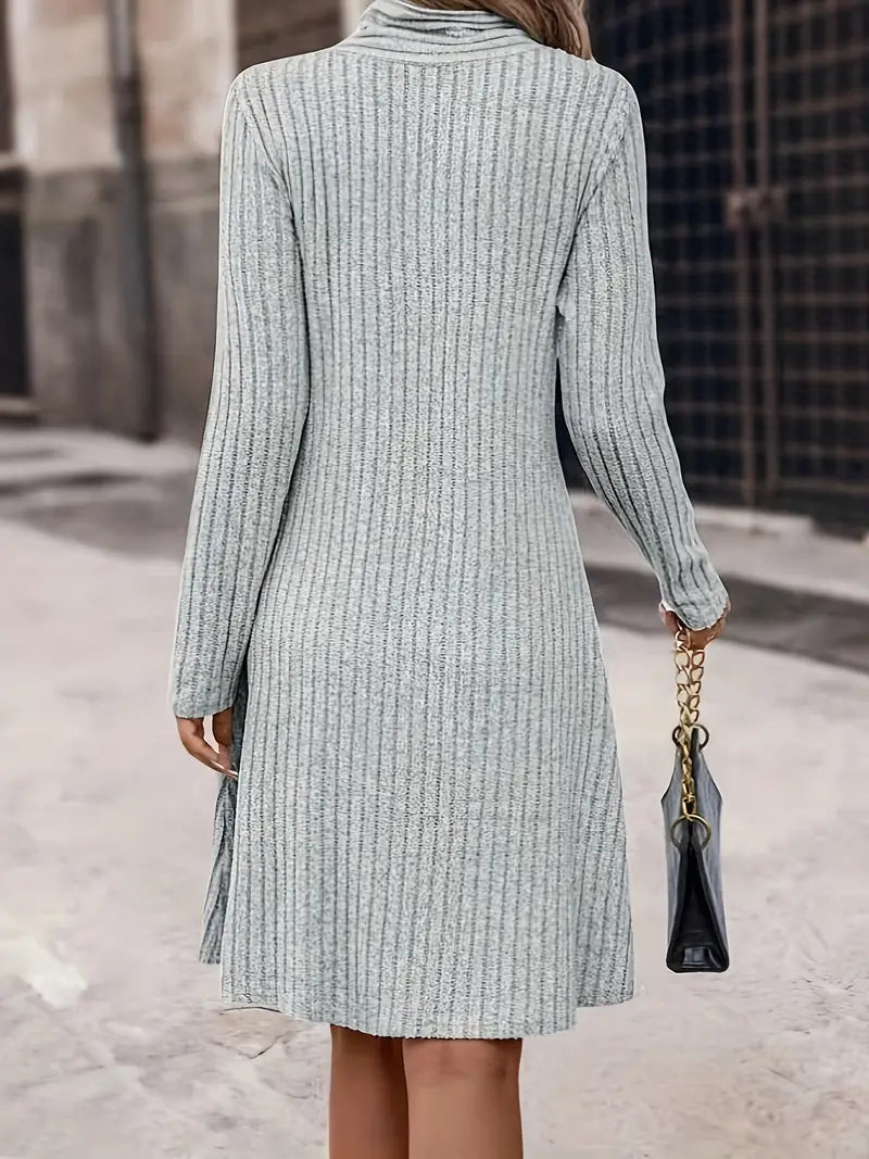 Ariel - Elegant knitted dress with long sleeves