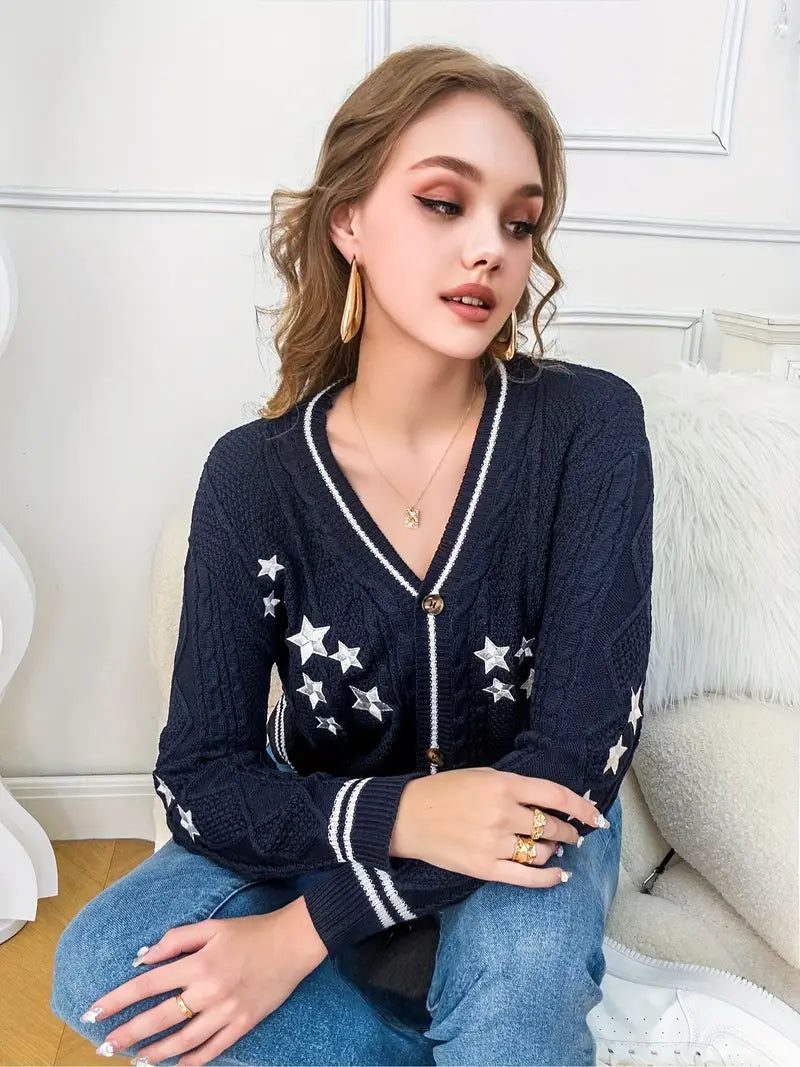 Ada - Cardigan avec fermeture à boutons et motif étoiles