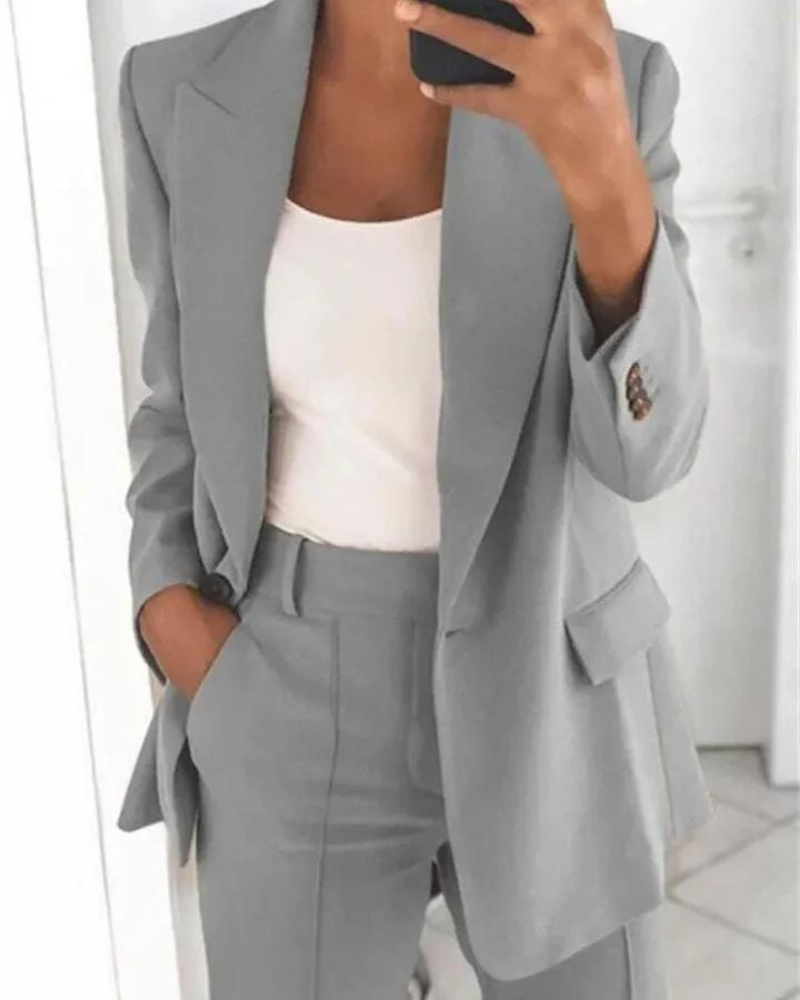 Kallie - blazer tendance à col montant