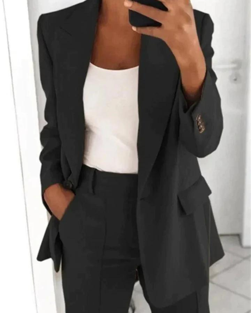 Kallie - blazer tendance à col montant