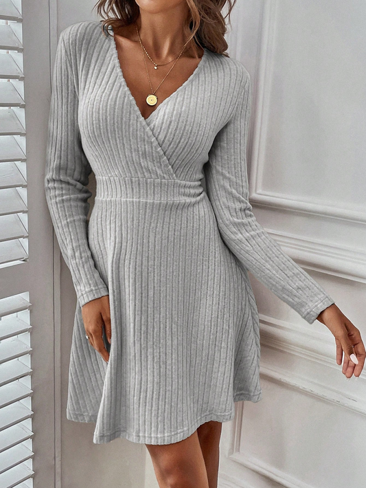 Anastasia - Elegant knitted bodycon dress with long sleeves