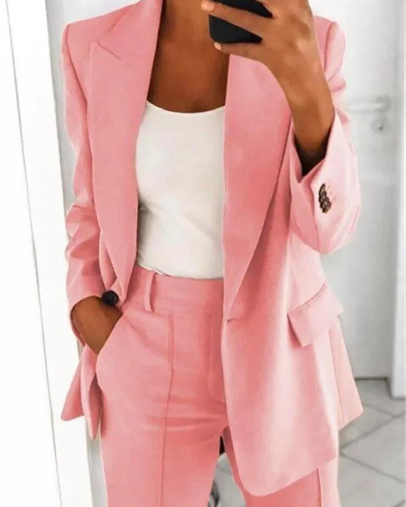 Kallie - blazer tendance à col montant