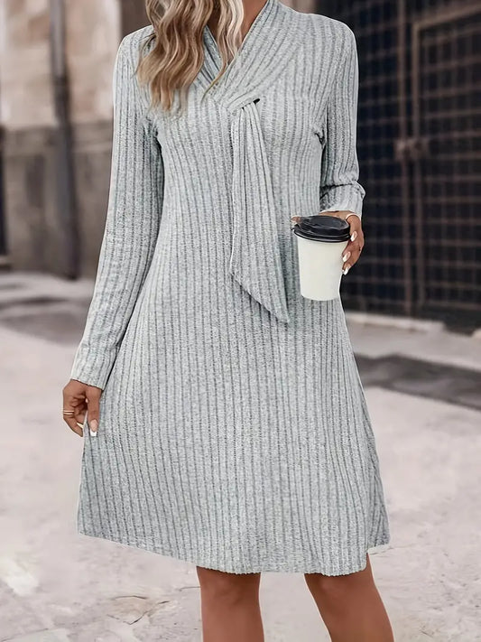 Ariel - Elegant knitted dress with long sleeves