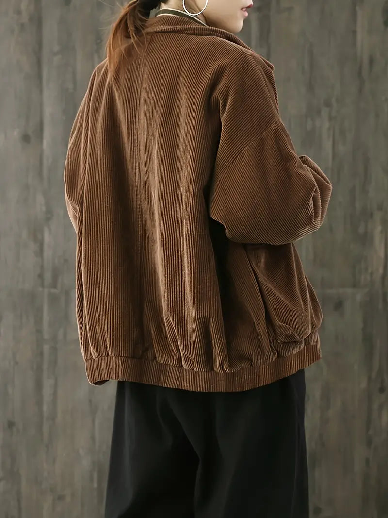 Gwena - Plain jacket with button closure at the front