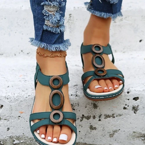 Juliet - Stylish sandals