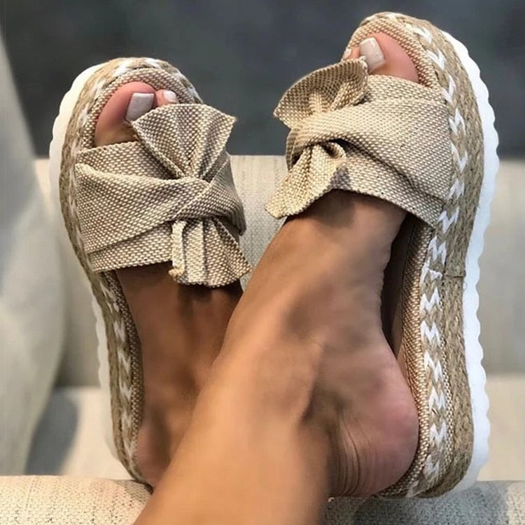 Clossi - Sandals with bow 