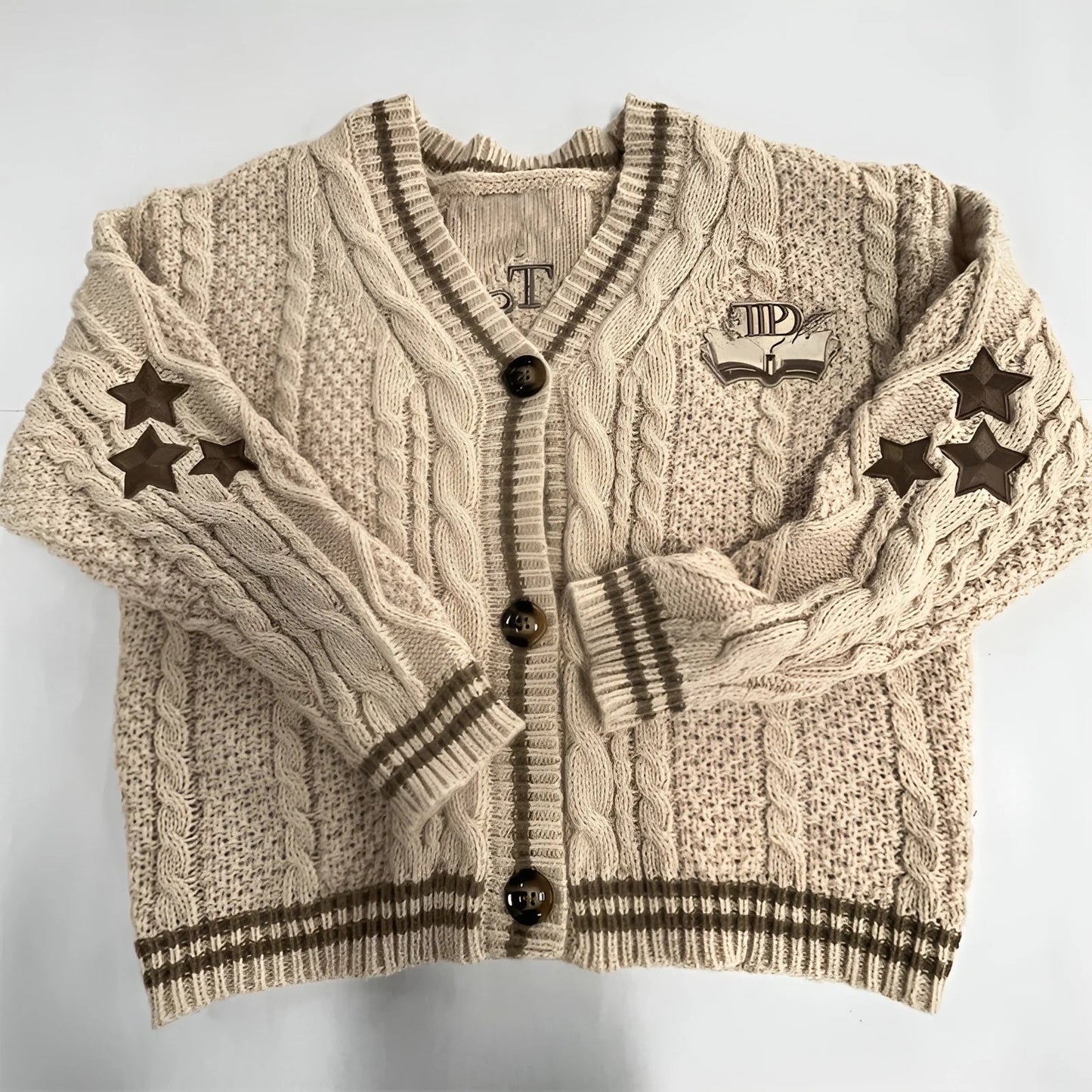 Ada - Cardigan avec fermeture à boutons et motif étoiles