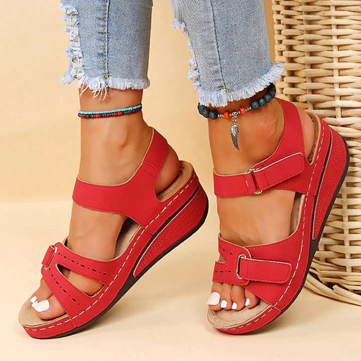 Juris - Comfortable orthopedic sandals with wedge heel