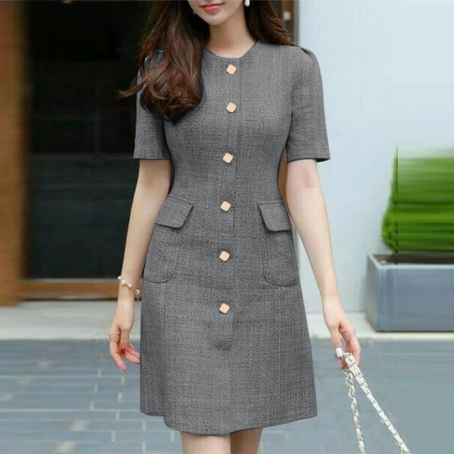 Ruth - Elegant ladies dress with short sleeves