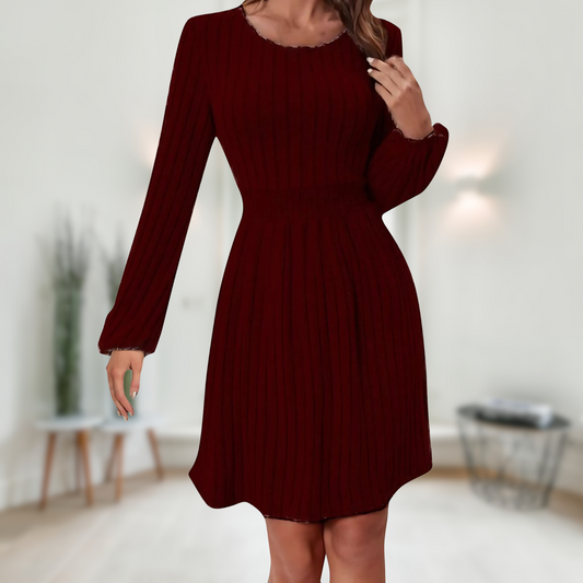 Georgette - Knitted dress with O-neck and long sleeves in lantern shape