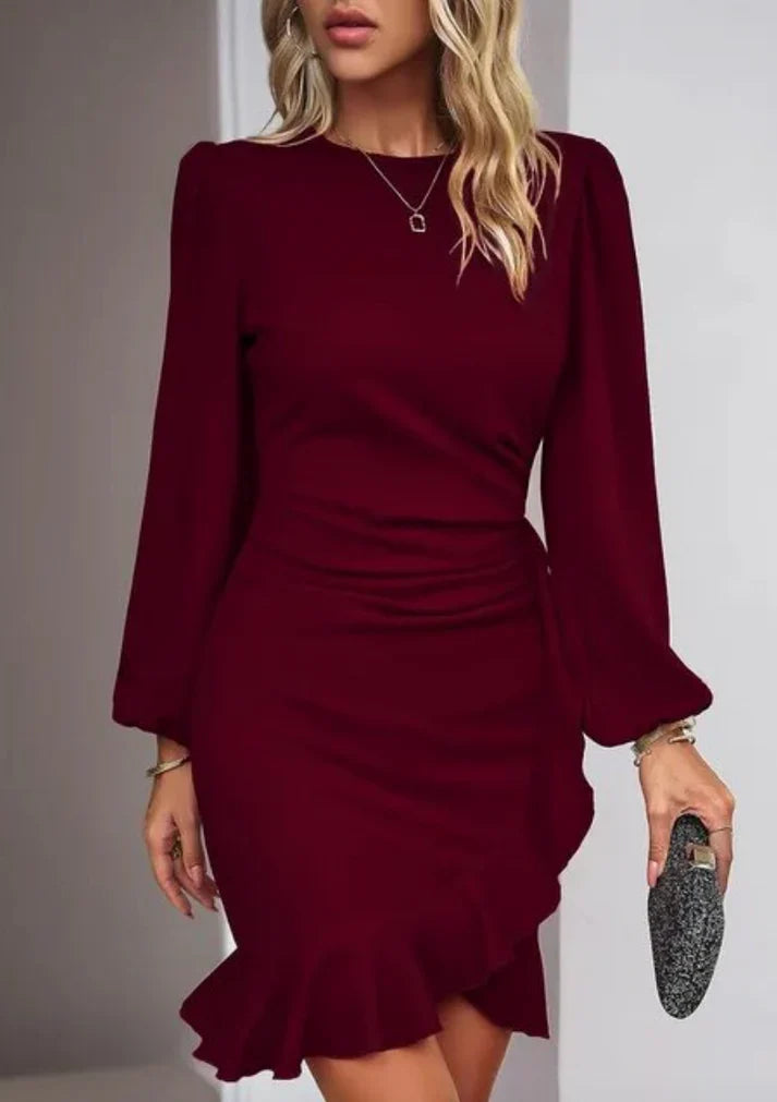 Catherine - Elegant dress with long sleeves