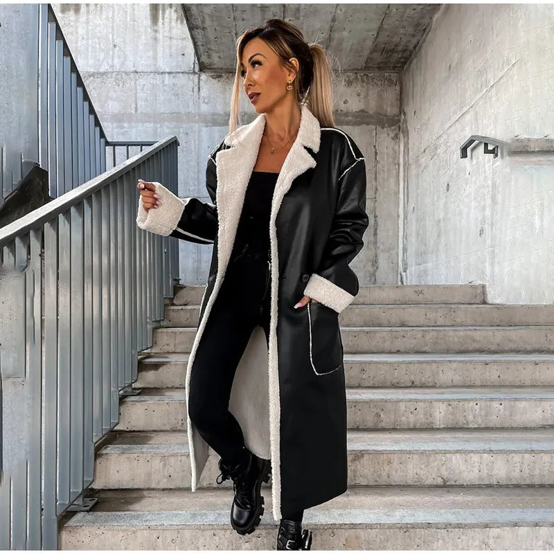 Manteau long en cuir avec fourrure