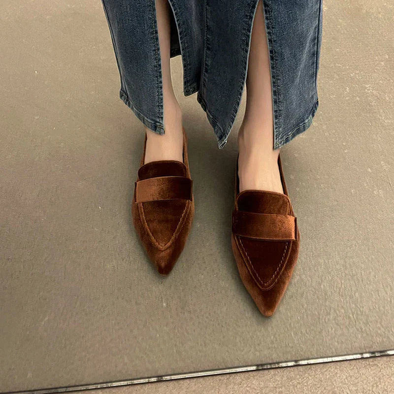 Reese - Elegant Pointed Shoes