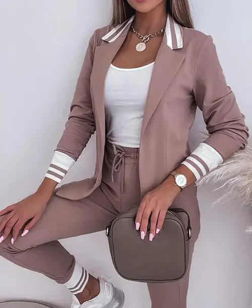 Donna - Blazer rayé et pantalon à cordon pour femme