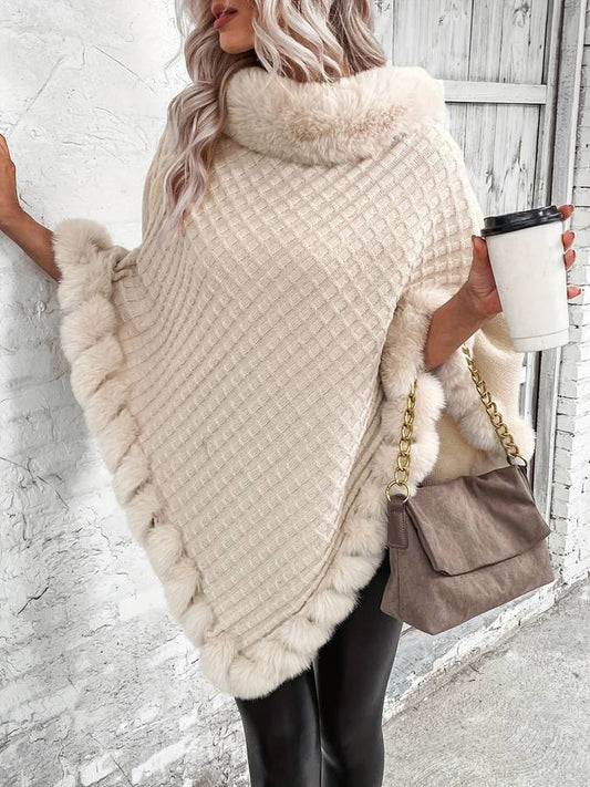 Beige poncho with imitation fur