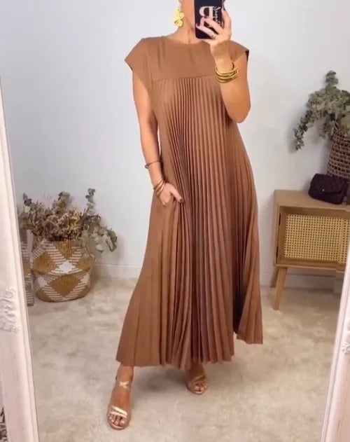 Coralyn - Robe plissée simple et unie