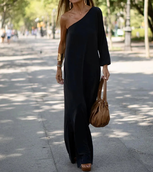 Felicity - Flowing off-shoulder maxi dress