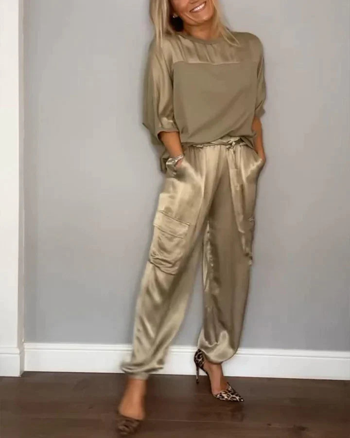 Kleya - Ensemble deux pièces en satin lisse avec haut mi-long et pantalon pour femme