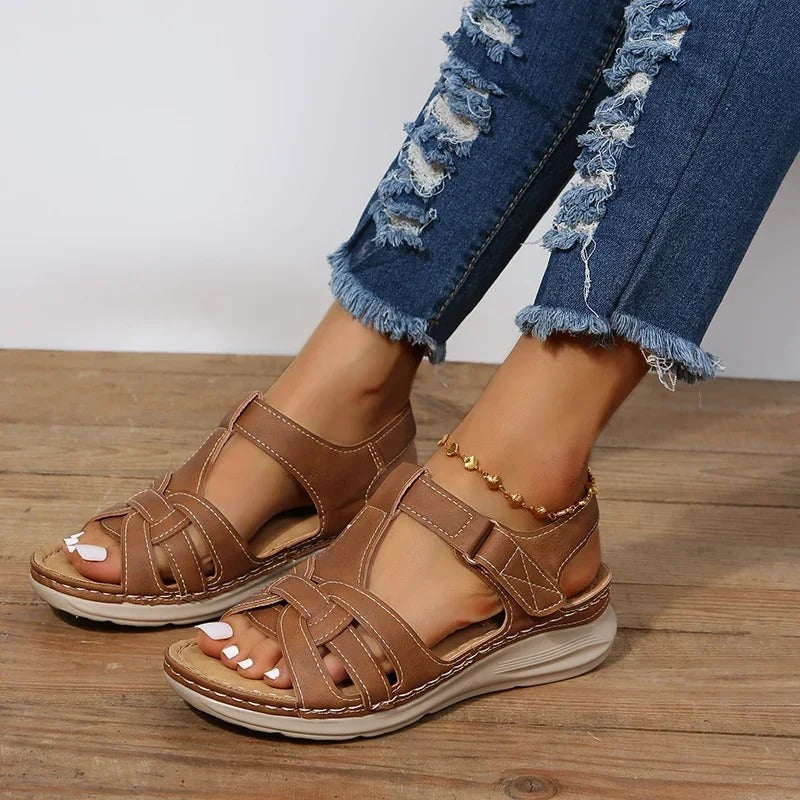 Iris - Orthopedic leather sandals 