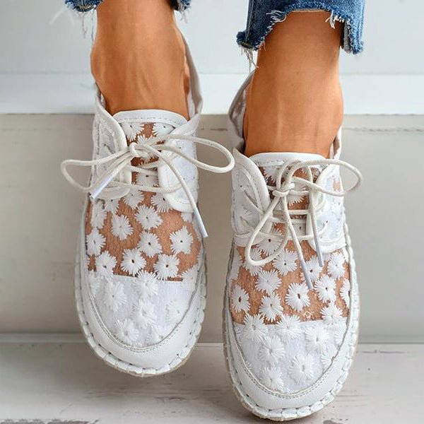 Iris - Embroidered Mesh Shoes