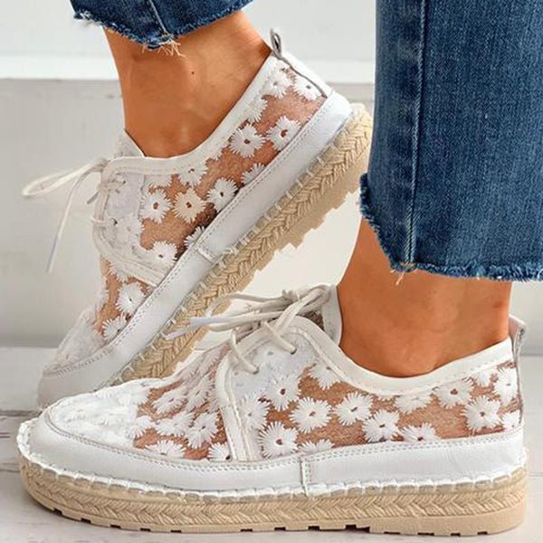 Iris - Embroidered Mesh Shoes