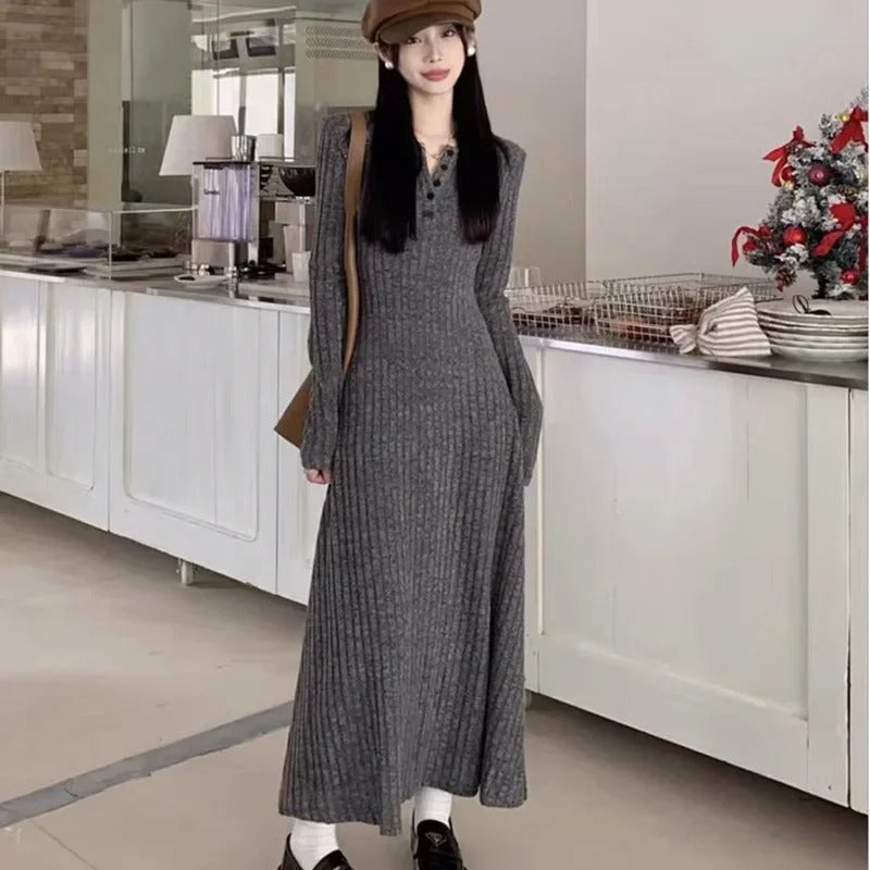 Gladys - Knitted winter dress with long sleeves