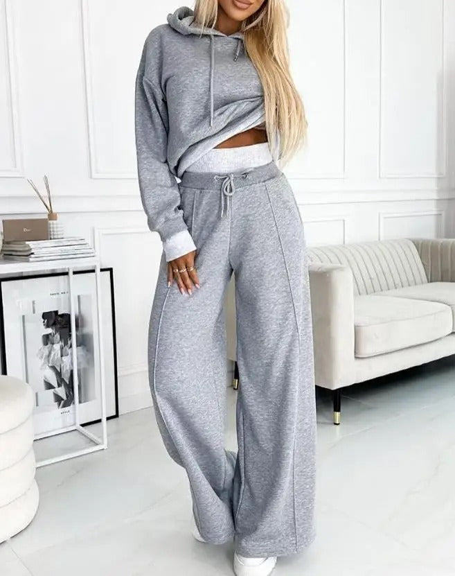 Athena - Two-piece long sleeve top and drawstring pants