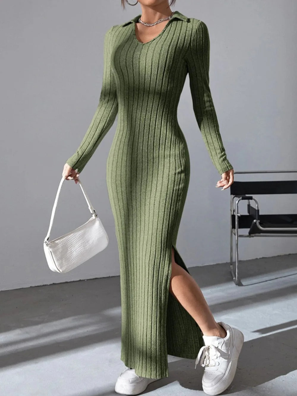 Angela - Knitted women's dress with long sleeves and slim fit