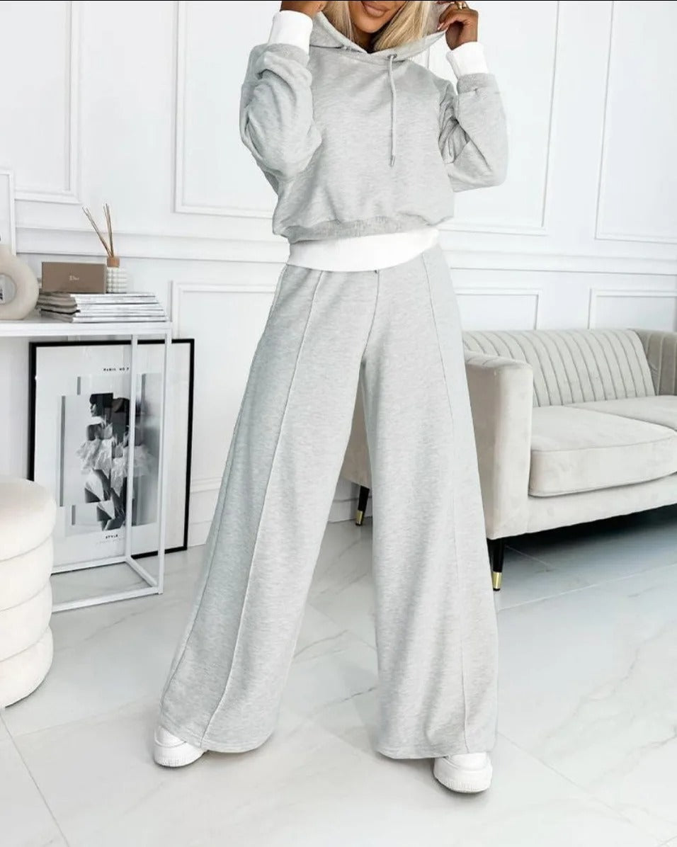 Athena - Two-piece long sleeve top and drawstring pants