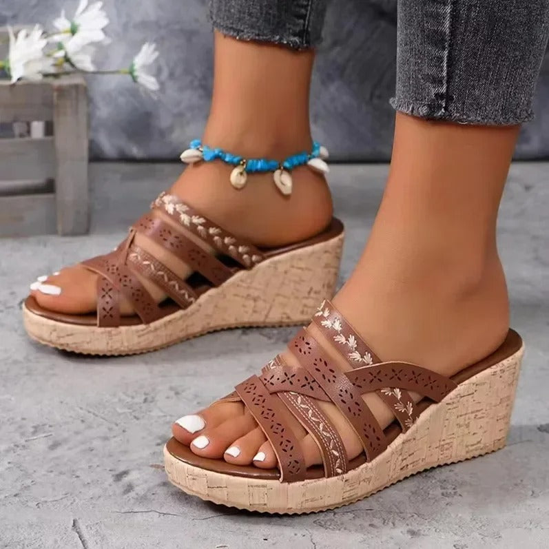 Helena - vintage style sandals