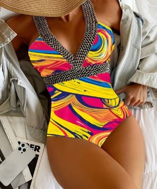 Jessie - Sexy printed swimsuit with straps