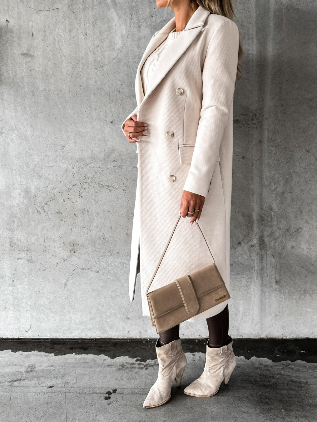 Dana - Elegant ladies coat