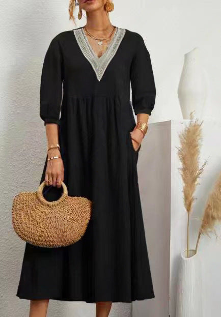 Maggie - Cotton and linen dress with V-neck, loose sleeves and lace