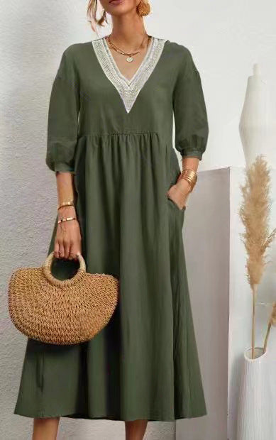 Maggie - Cotton and linen dress with V-neck, loose sleeves and lace