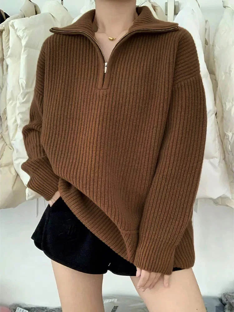 Jacy - Knitted women's sweater